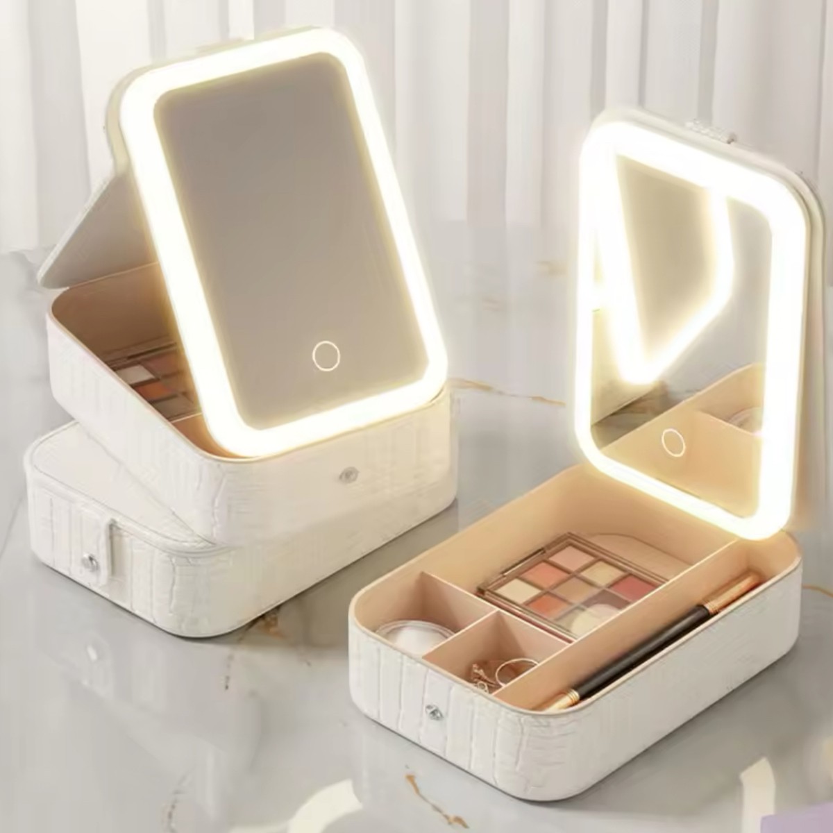 Органайзер дорожній для косметики Makeup Case з дзеркалом та LED підсвічуванням