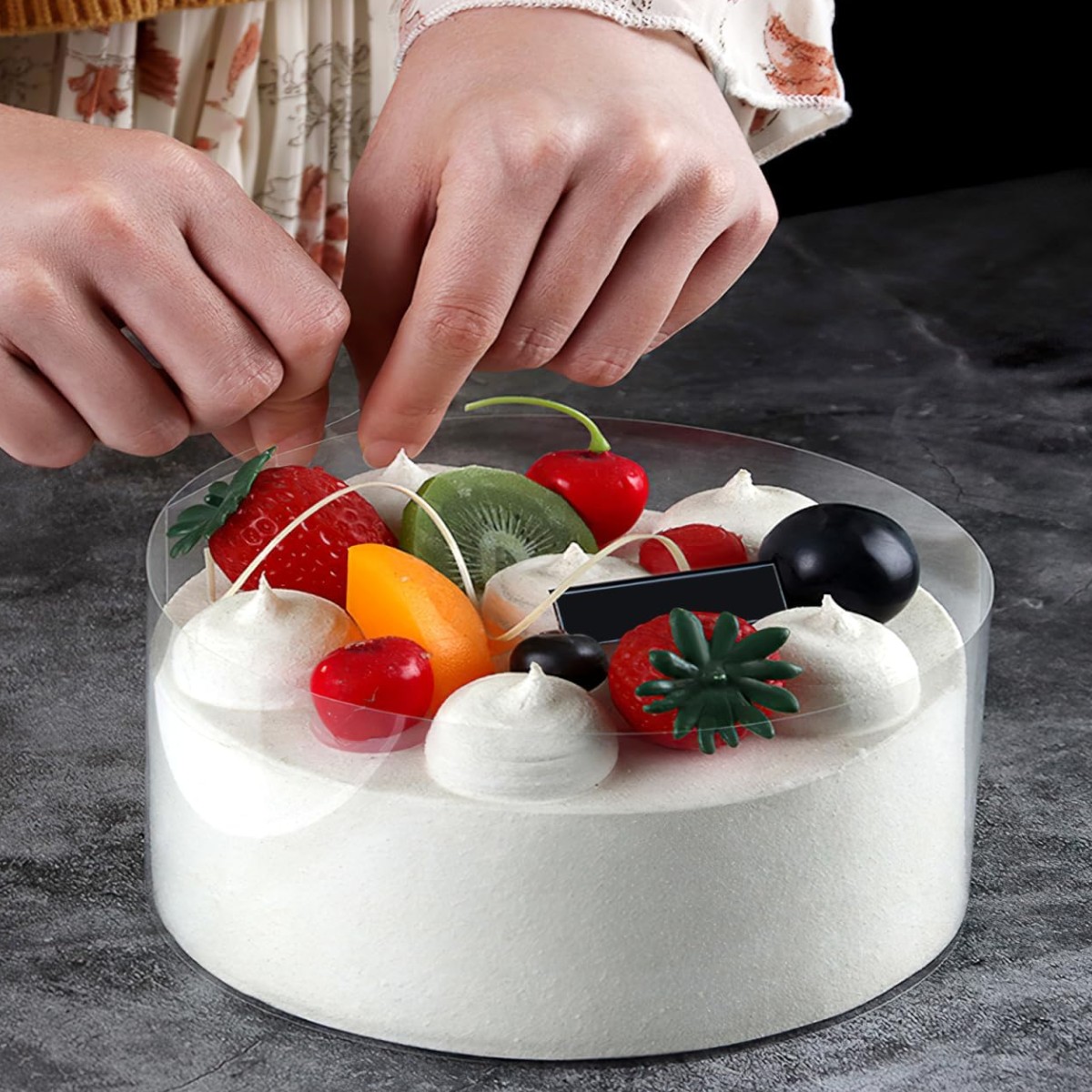 Бордюрна ацетатна стрічка для кондитерських виробів Confectionery Tape 10 см х 40 м х 0.125 мм 