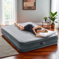 Матрас надувной Intex с электронасосом 191 x 137 x 33 см (67768)