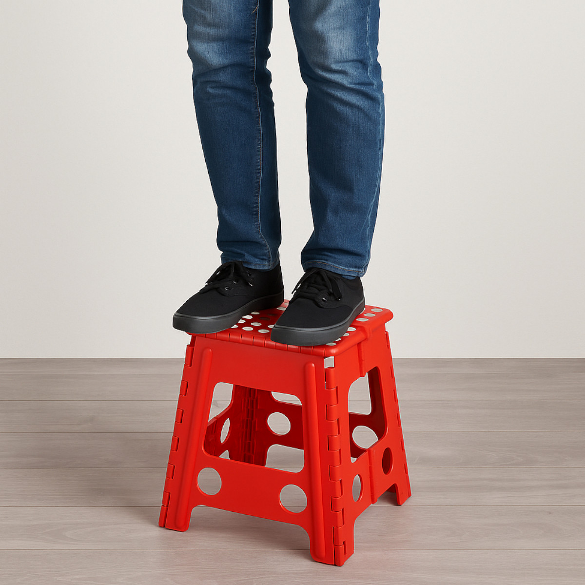 Табурет складной Folding Stool 40.5 х 34.5 х 45 см (R94850-M)