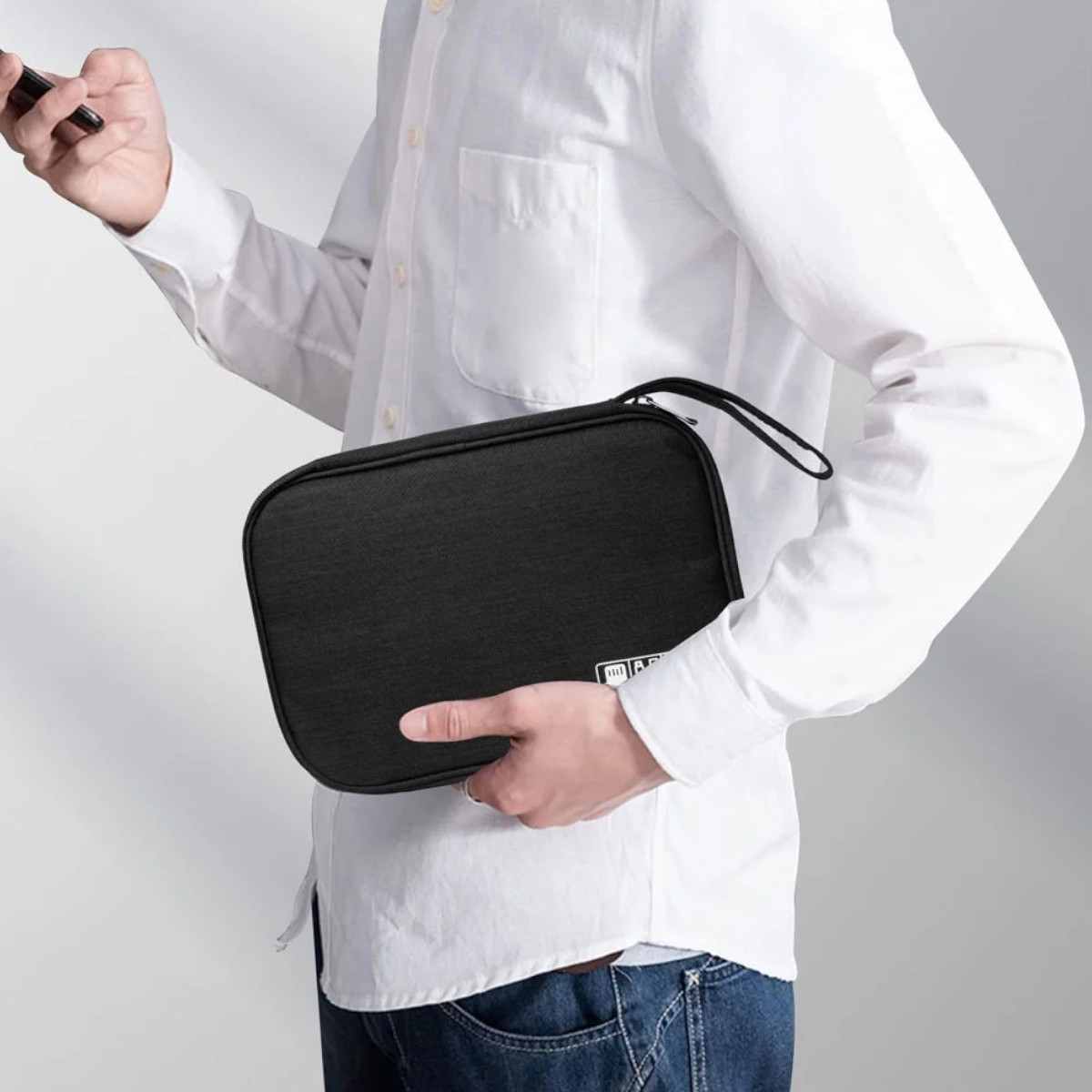 Сумка-органайзер дорожня для зарядних пристроїв, дротів Travel Digital Bag 23 х 16 х 2.5 см
