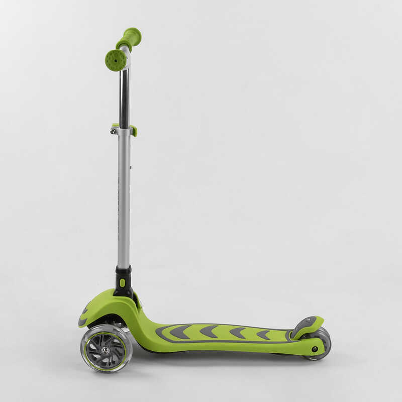 Самокат_трехколесный_Y-00436_(4)_Best_Scooter_САЛАТОВЫЙ_складной_алюминиевый_руль_4_колеса_PU_со_све