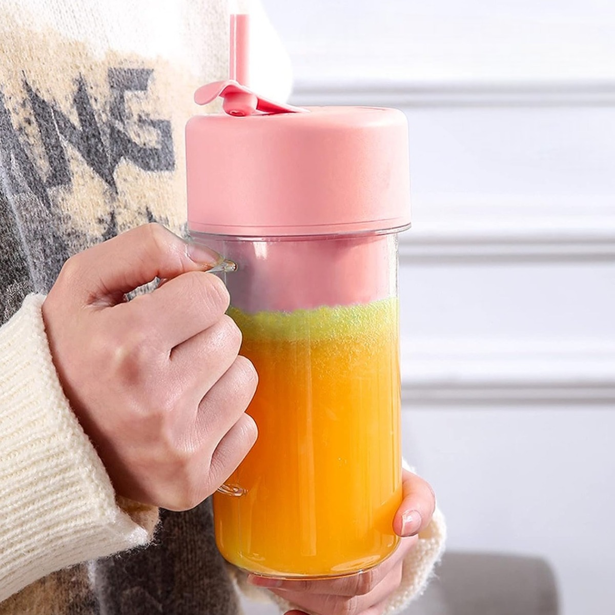 Портативный блендер с трубочкой для смузи CRUSHER JUICER