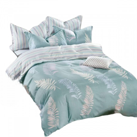 Комплект постільної білизни полуторний ZMW "Home Textiles" (37468) Кольорове пір'я на блакитному