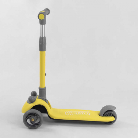 Самокат_трехколесный_D-0449_(6)_Best_Scooter_ЖЕЛТЫЙ_складной_алюминиевый_руль_3_колеса_PU_со_светом_