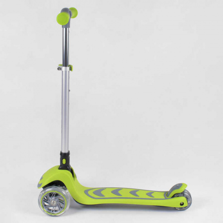 Самокат_трехколесный_46987_(4)_Best_Scooter_САЛАТОВЫЙ_складной_алюминиевый_руль_4_колеса_PU_со_свето
