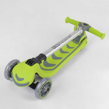 Самокат_трехколесный_46987_(4)_Best_Scooter_САЛАТОВЫЙ_складной_алюминиевый_руль_4_колеса_PU_со_свето